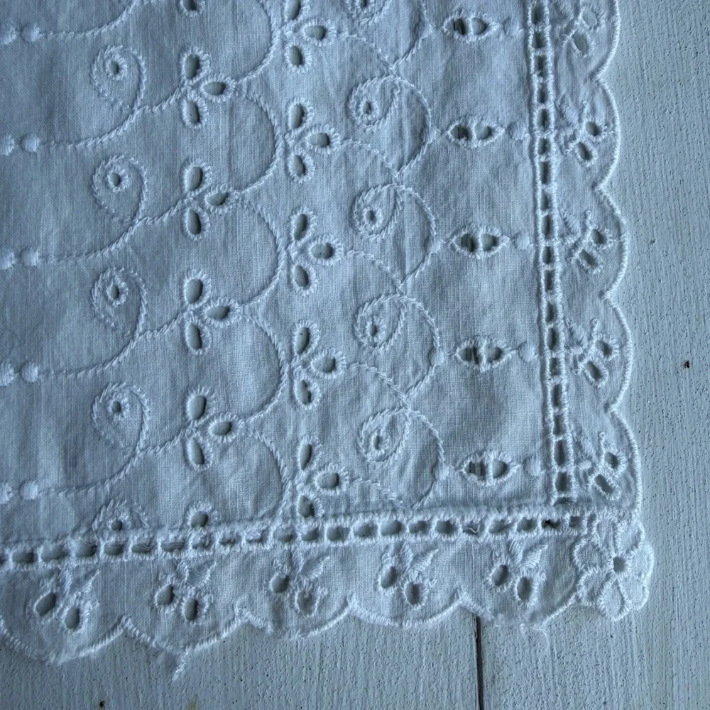 Vintage White Eyelet Lace Table Runner Embroidered Scalloped Edge 12x40